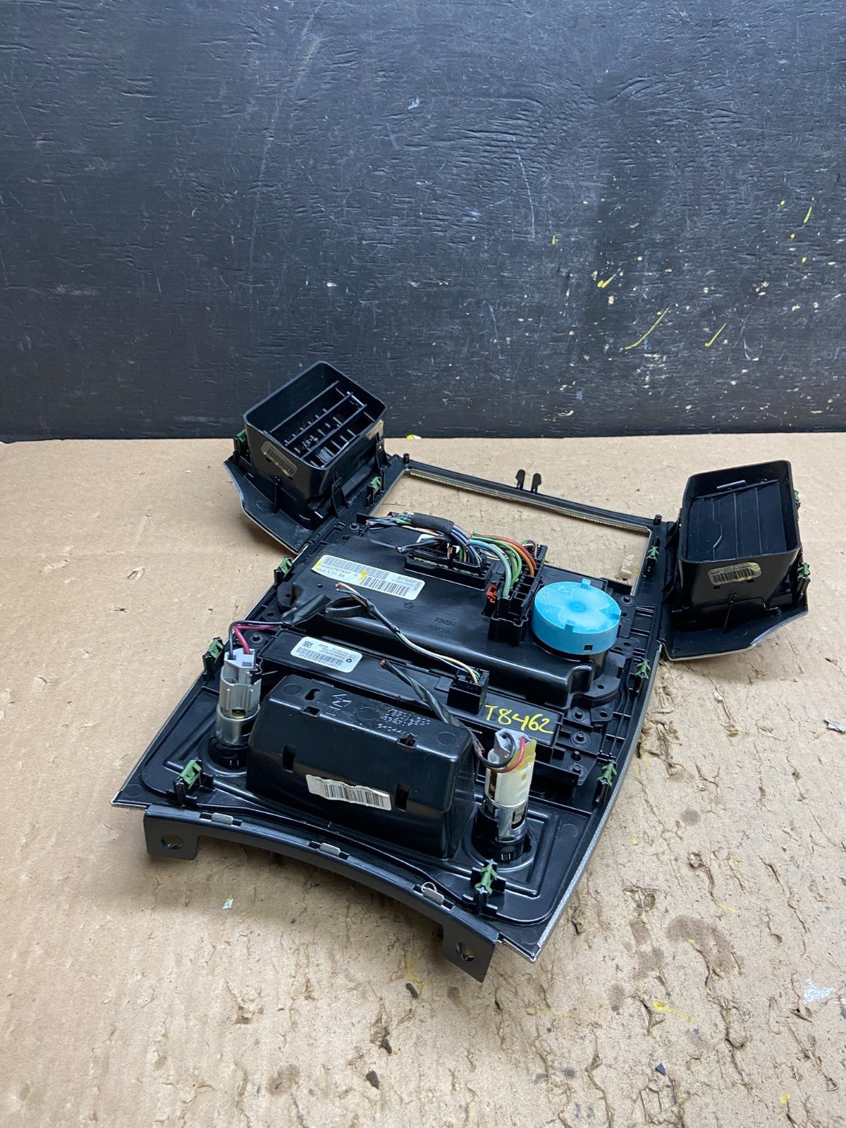 2008 to 2010 Jeep Grand Cherokee Center A/C Heater Climate Control OEM t8462 DG4