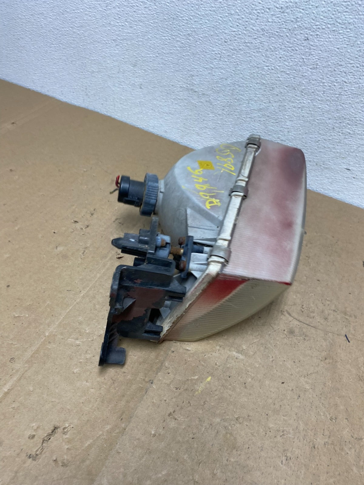 1993 to 1997 Mazda MX-6 MX6 Left Driver Headlight AC5814 DG7