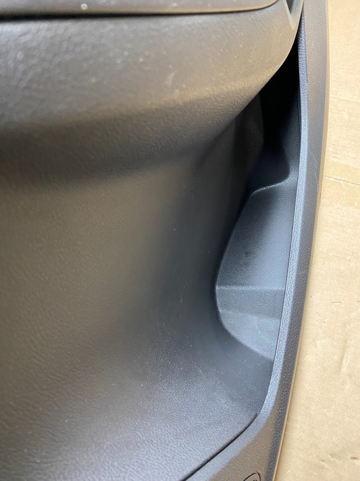 2012 Ford Focus Front Passenger Right Side Door Trim Panel OEM C4650 PS3