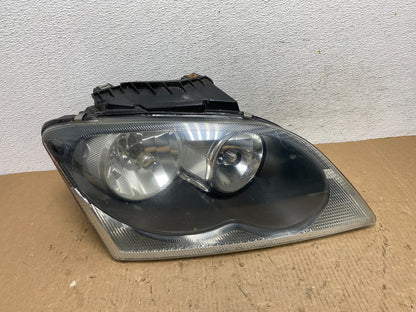 2004 to 2006 Chrysler Pacifica Headlight Right Passenger Halogen AD8755 DW0