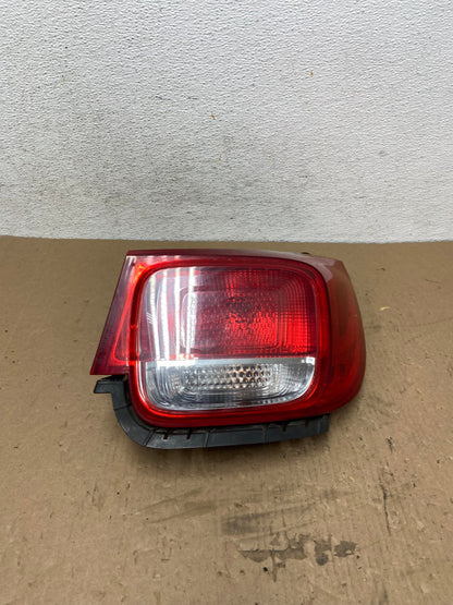 No Led Trim 2013-2015 Chevrolet Malibu Right Passenger Side Tail Light AD7792 LK0