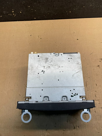 2004 to 2007 VW Touareg Stereo Radio Receiver Head Unit Control Module W4372 DG6