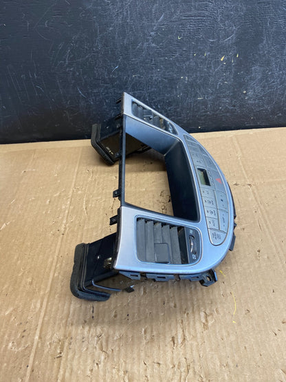2009 to 2014 Hyundai Genesis A/C Heater Temperature Climate Control AD6774 DG1