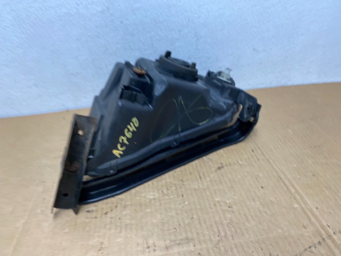 2006 2007 2008 Honda Ridgeline Right Passenger Halogen Headlight AC7640 DW7