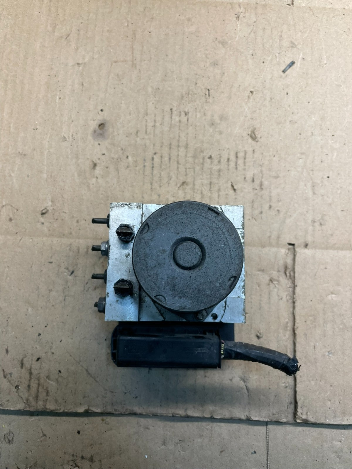 2004 2005 2006 BMW X3 ABS Anti-Lock Brake Pump 3451 6762059-01 OEM V9080 DG5