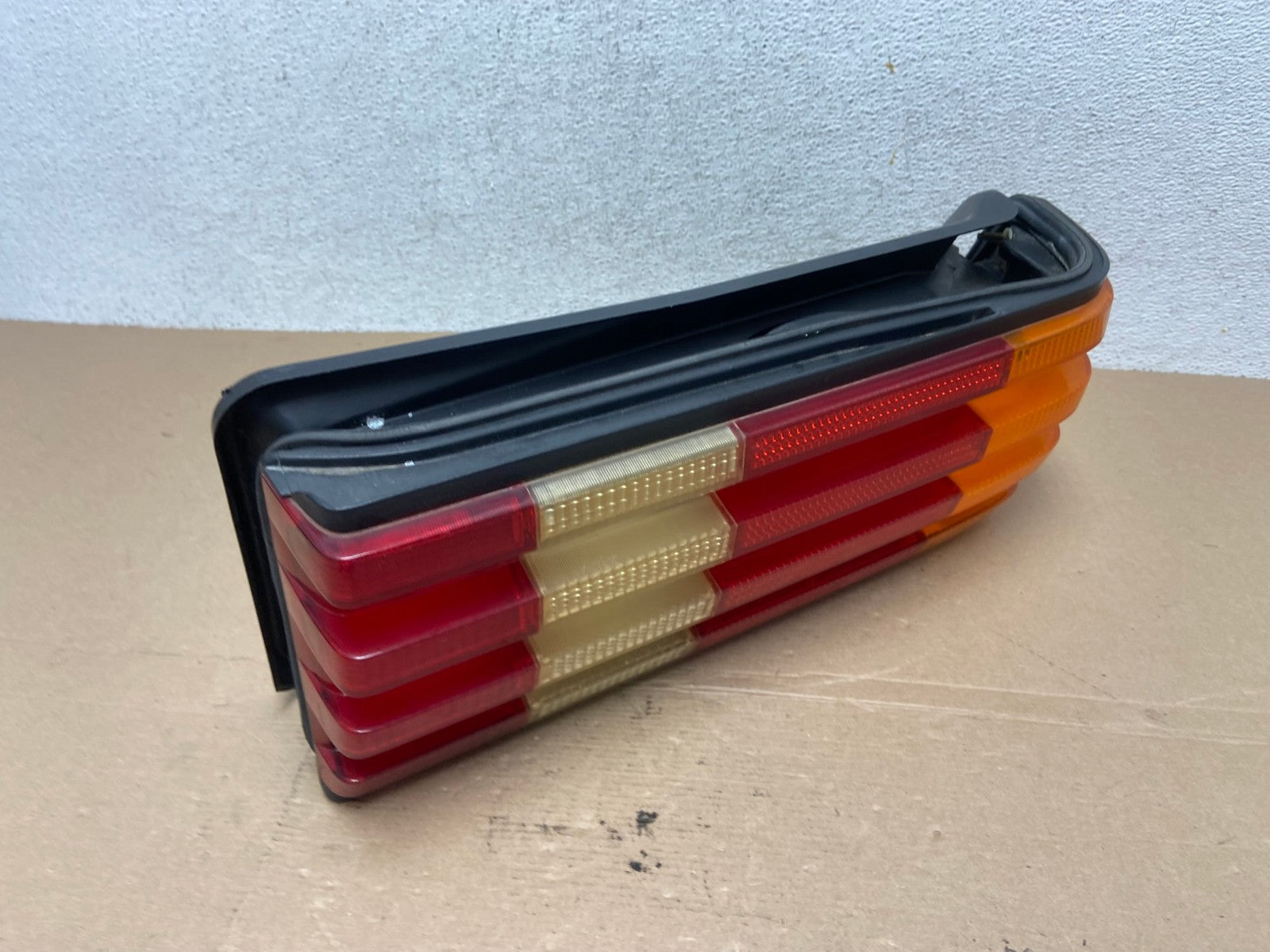 1986 to 1991 Mercedes-Benz W126 Right Passenger Side Tail Light AF4442 LK2