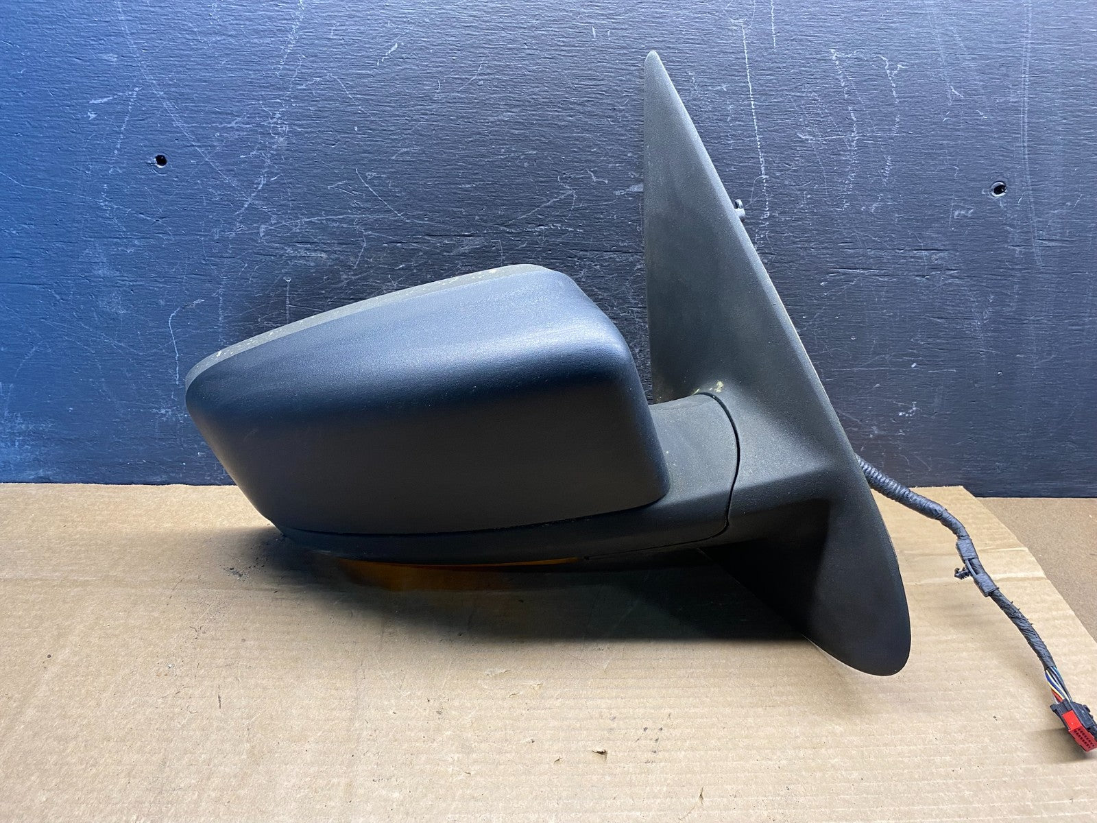 2003-2006 Ford Expedition Right Passenger Side View Door Heated Mirror AD9754 DW0