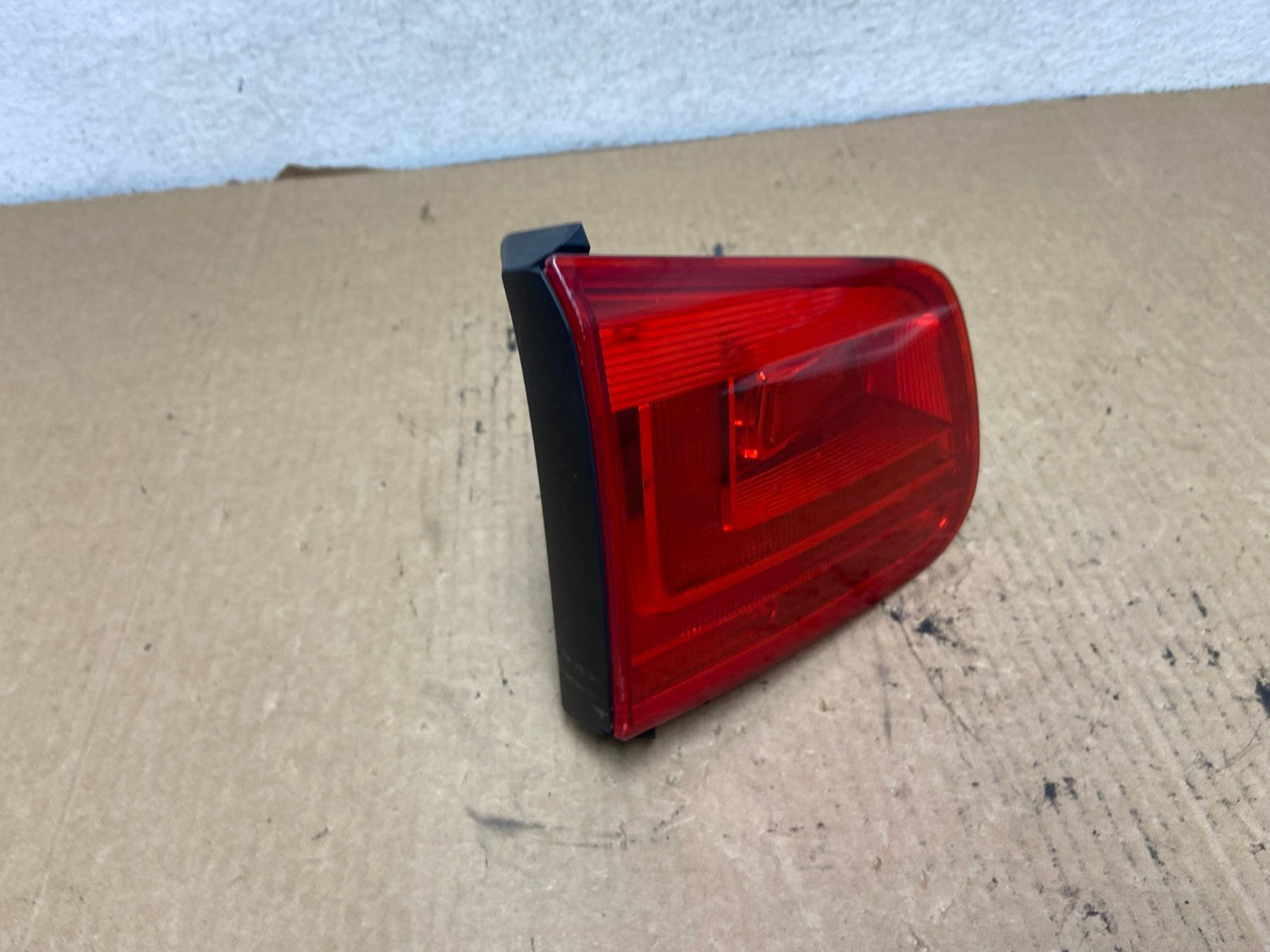 2012-2017 Volkswagen Tiguan Left Driver LH Side Inner Tail Light AG2163 LK2