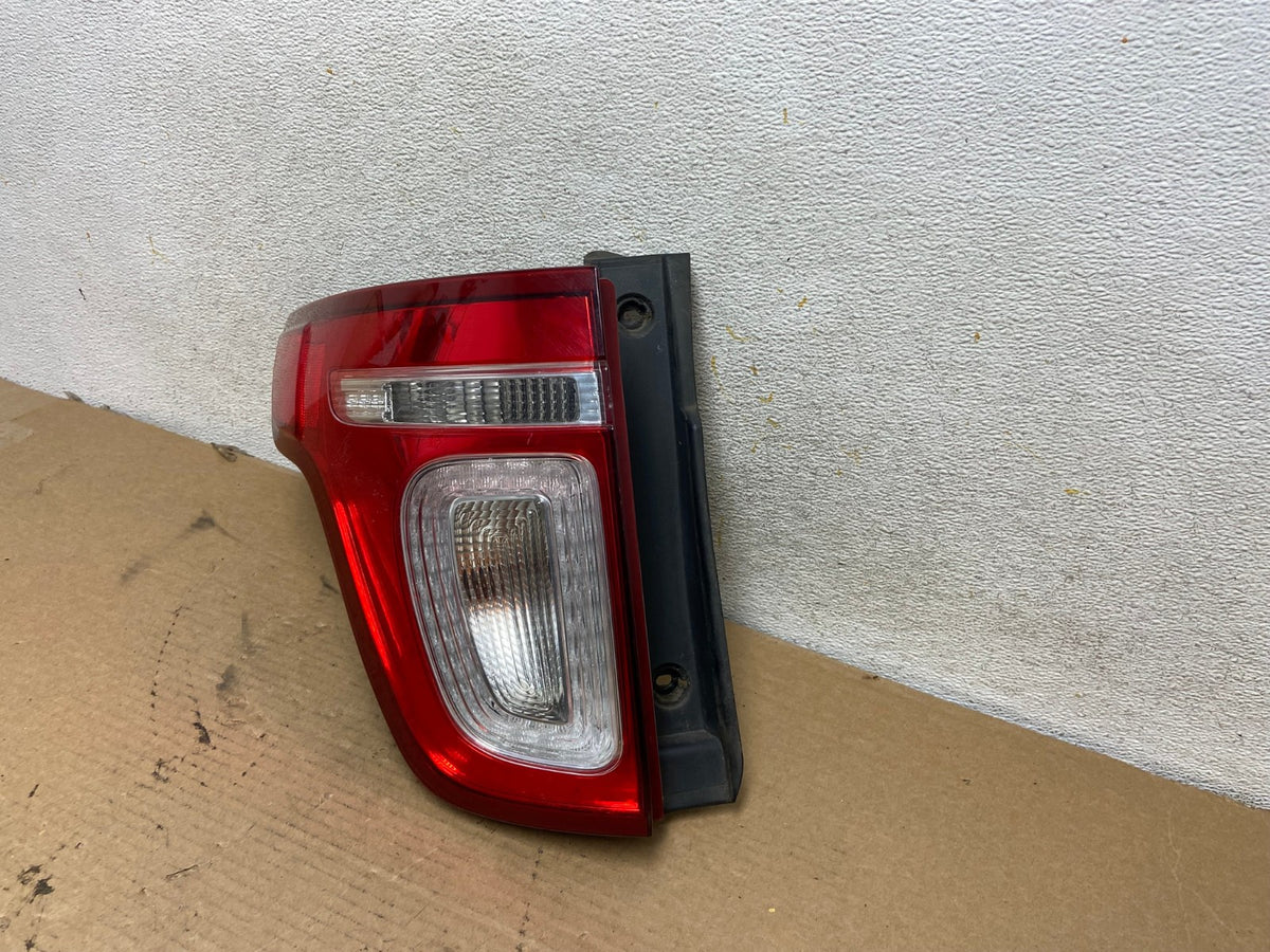 2011 2012 2013 2014 2015 Ford Explorer Left Driver LH Side Tail light AH4248 LK2