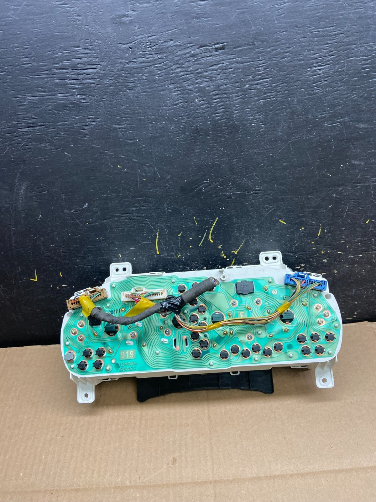2001 2003 Toyota Sienna Speedometer Cluster Gauge Y2108 DG3