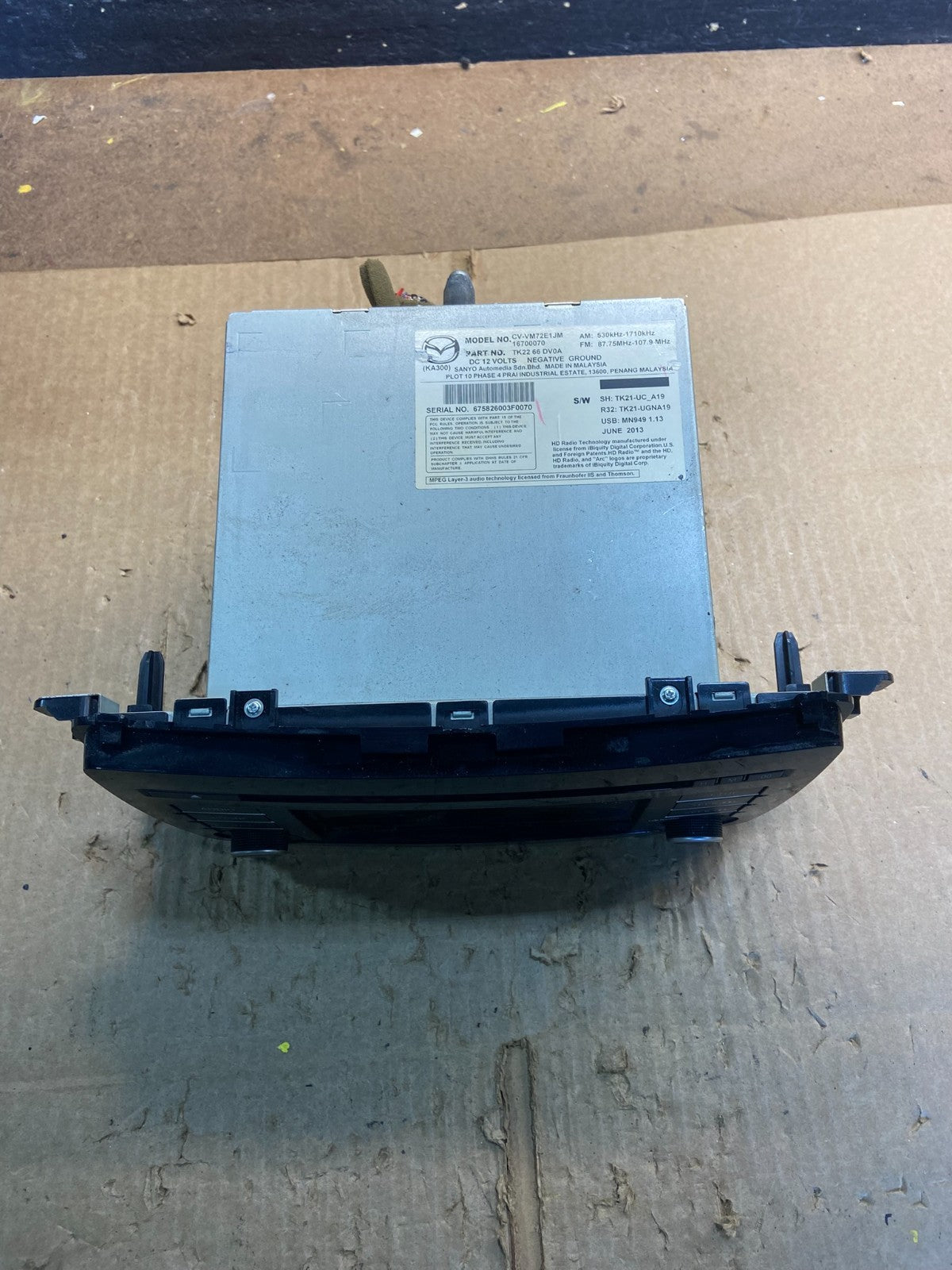 2013 - 2015 Mazda CX9 CX-9 Radio Stereo CD Screen MP3 Player Receiver y7540 DG3