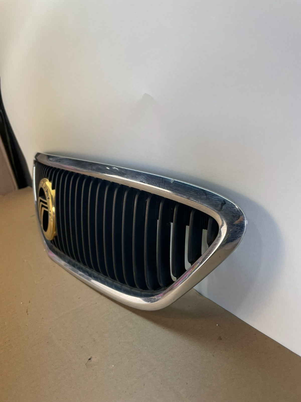 2000 to 2003 Mercury Sable Front Upper Grille Grill ag7721 DG1