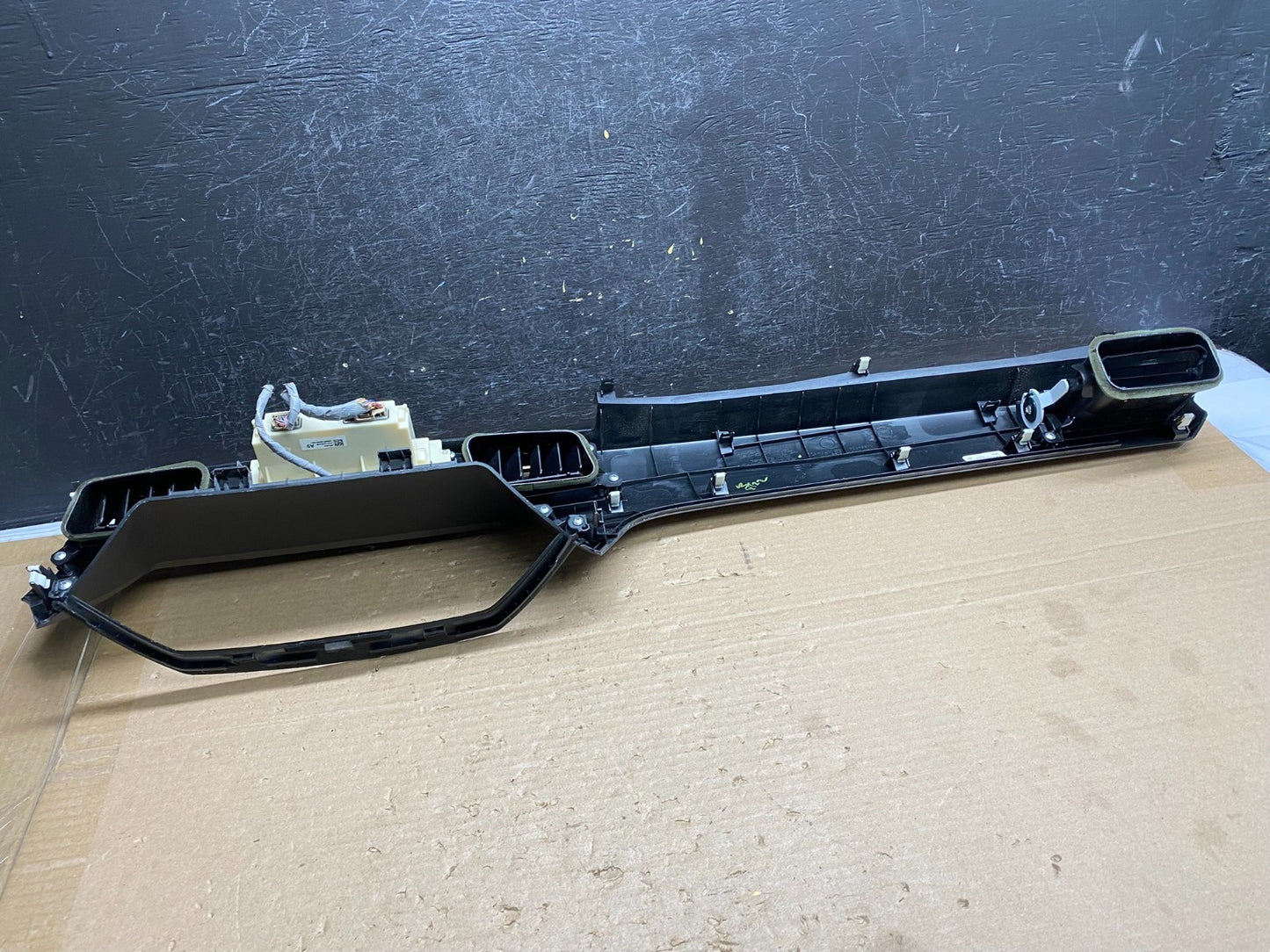 2011-2013 Honda Odyssey Dash Climate Control A/C Display Trim Bezel AG6414 DG2