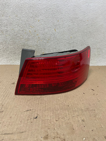 2009 to 2010 Hyundai Sonata Right Passenger Side Tail Light AH6857 LK0