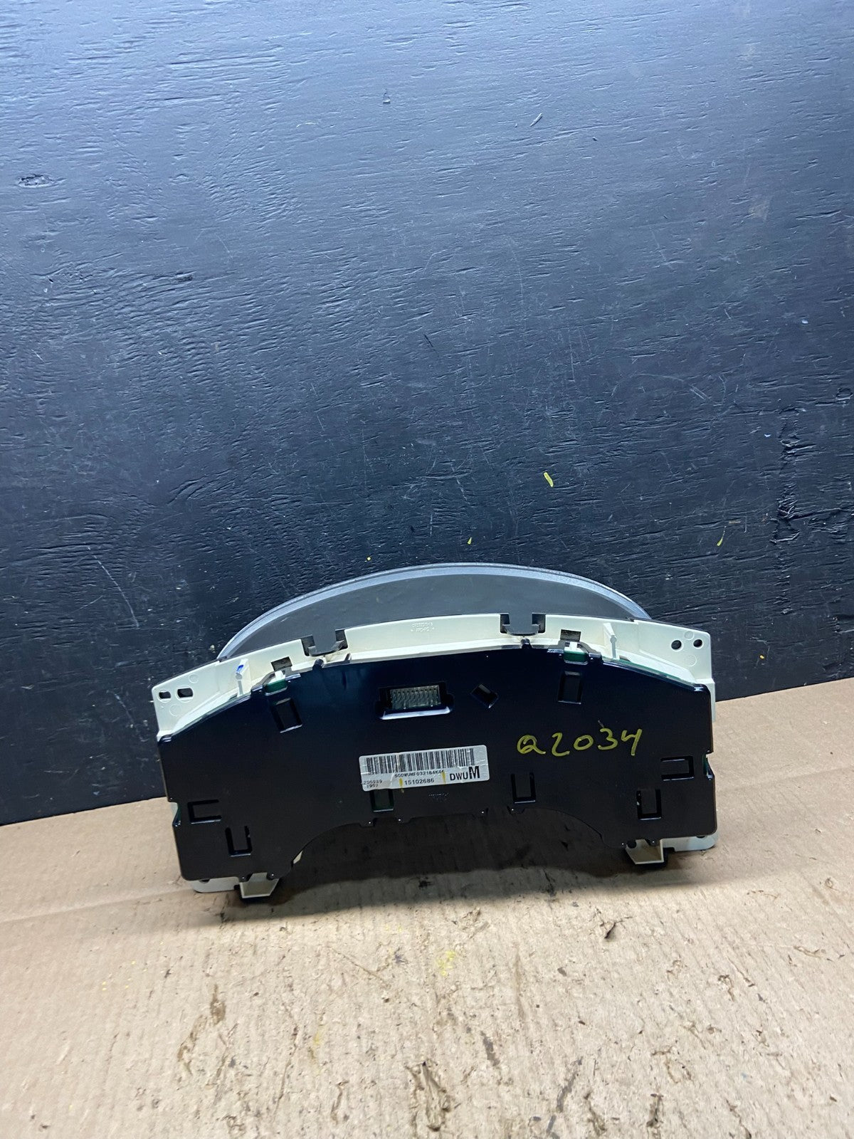 2004 to 2007 Chevrolet Express Speedometer Cluster Gauge Q2034 DG4