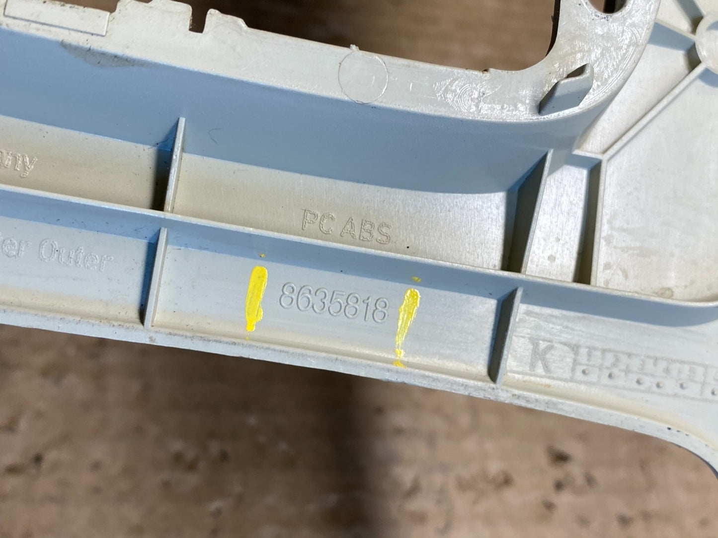 2008-2011 Volvo S80 XC70 Climate Control Radio Bezel Panel Trim AD1894 DG6