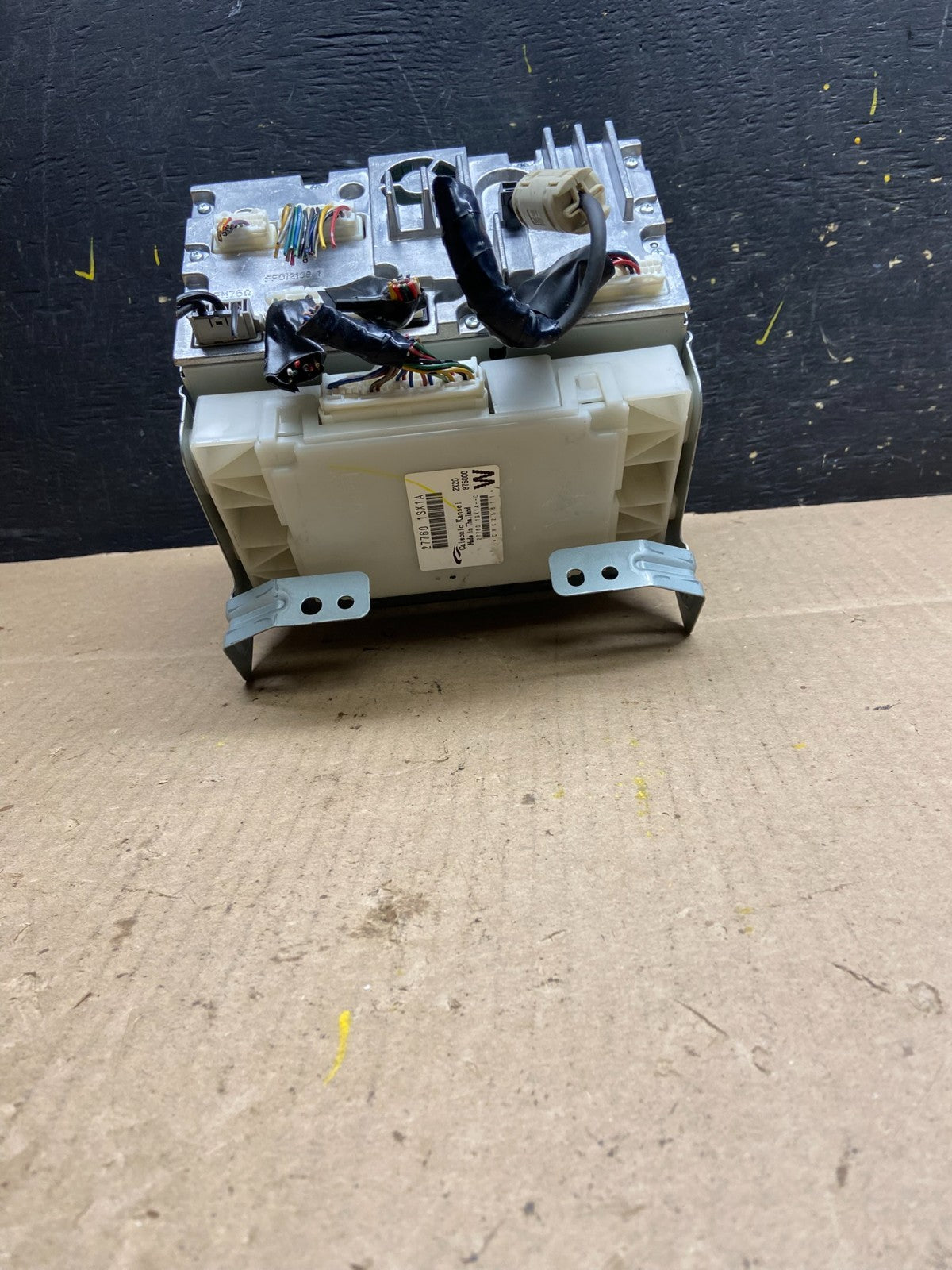 2011 - 2013 Nissan Murano AM/FM Radio CD Player Receiver T9343 DG5