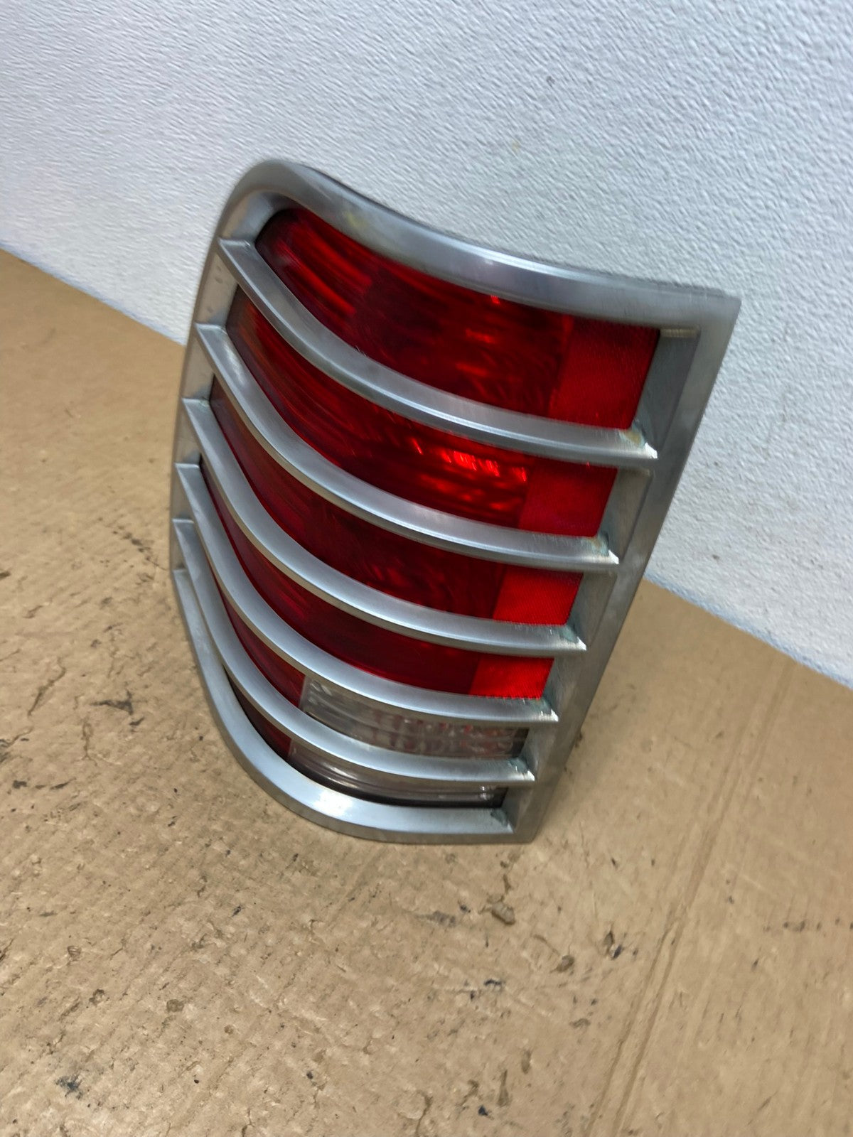 2002 to 2005 Mercury Mountaineer Left Driver Lh Side Tail Light AC8272 LK1