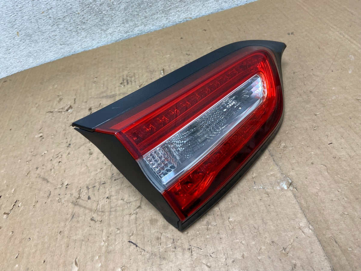 2014 to 2018 Jeep Cherokee Left Driver LH Side Inner Tail Light AI9203 LK2
