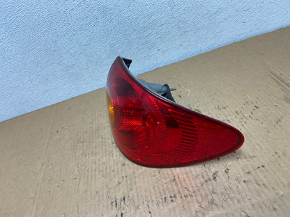 2003 to 2005 Toyota Corolla Right Passenger RH Side Tail Light AD1153 LK1