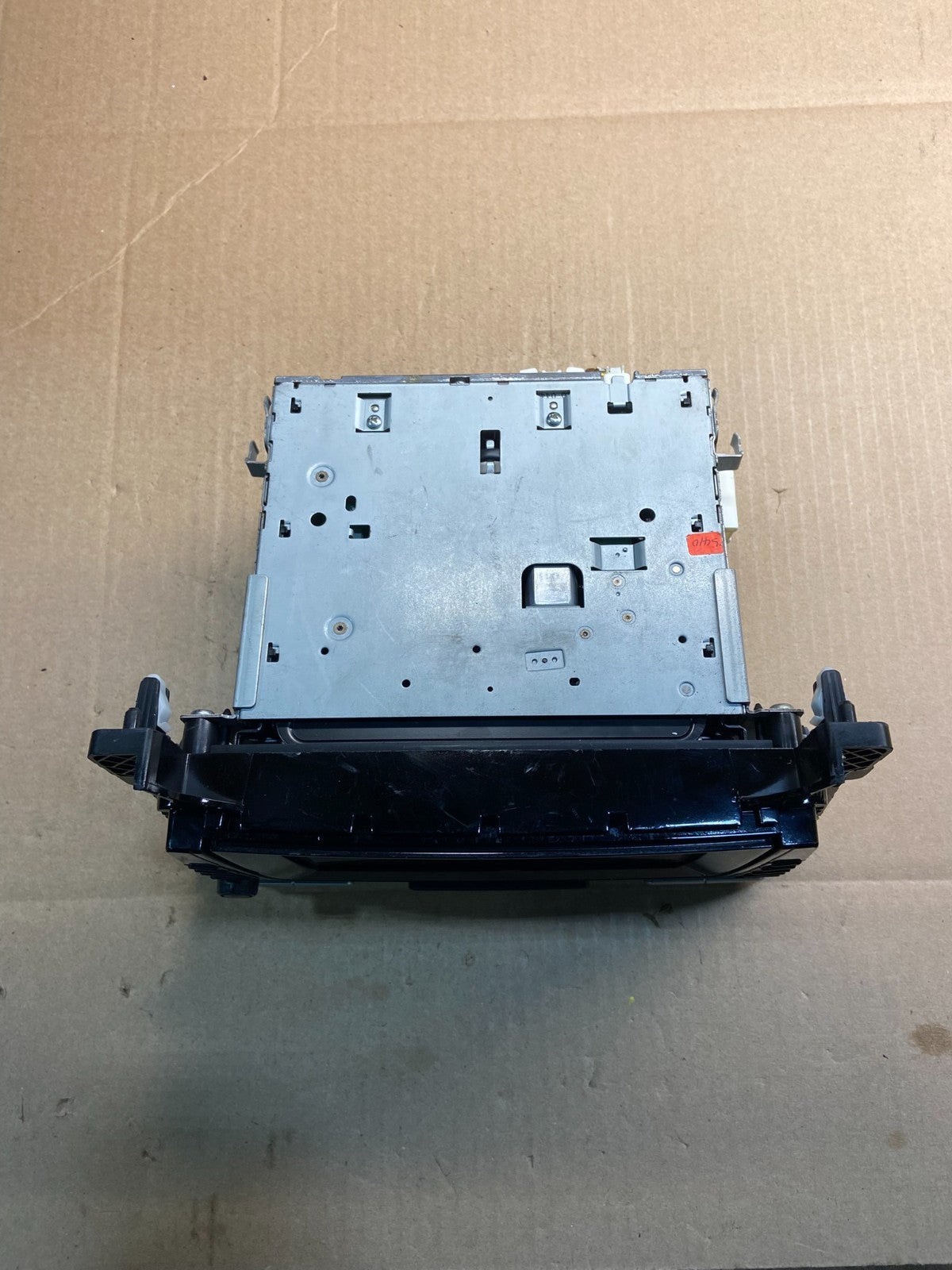 2007 to 2009 Mazda CX9 CX-9 Radio Stereo CD MP3 Player Screen Display z0543 DG5