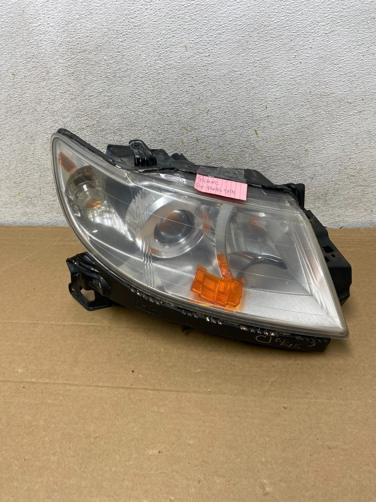 2008 - 2014 Subaru Tribeca Right Passenger Side Halogen Headlight AH8194 DW0