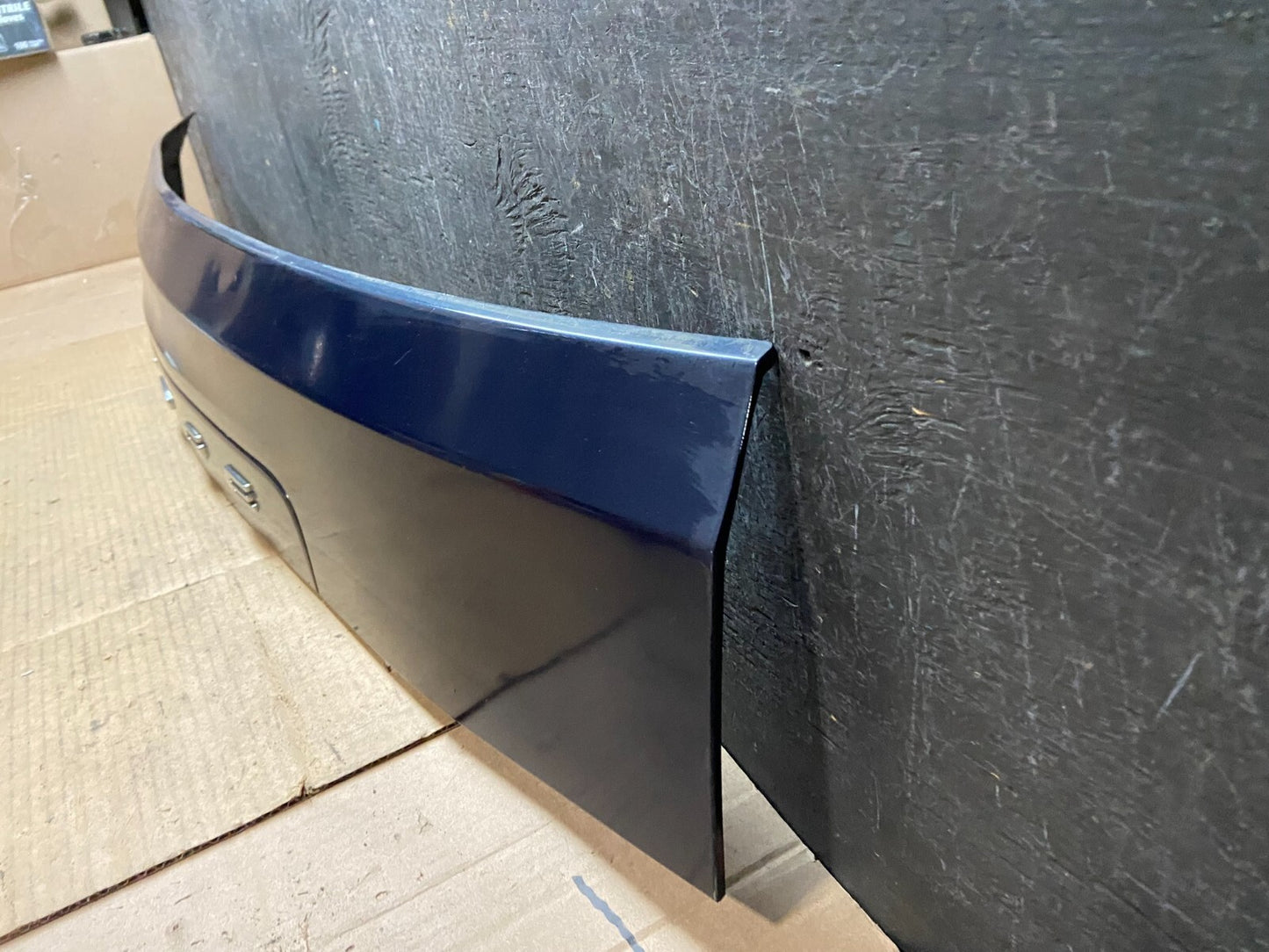 2011-2018 Dodge Grand Caravan Rear Tail Gate Trim Molding Panel OEM i31091