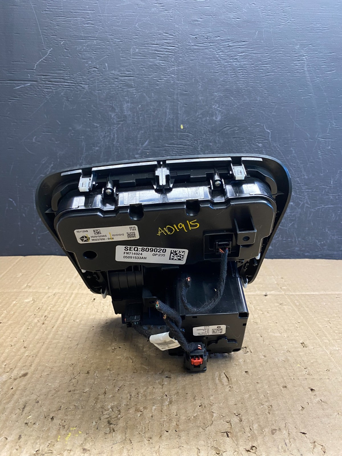 2015 - 2017 Chrysler 200 Heater AC Climate Switch Shifter Gear Control ad1915 DG4
