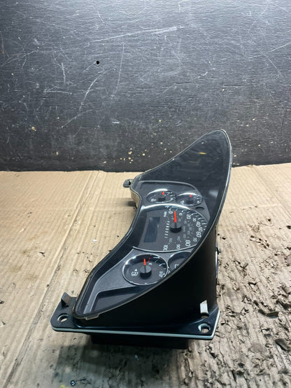2008 to 2010 Chevrolet Express Speedometer Cluster Gauge X9844  DG8