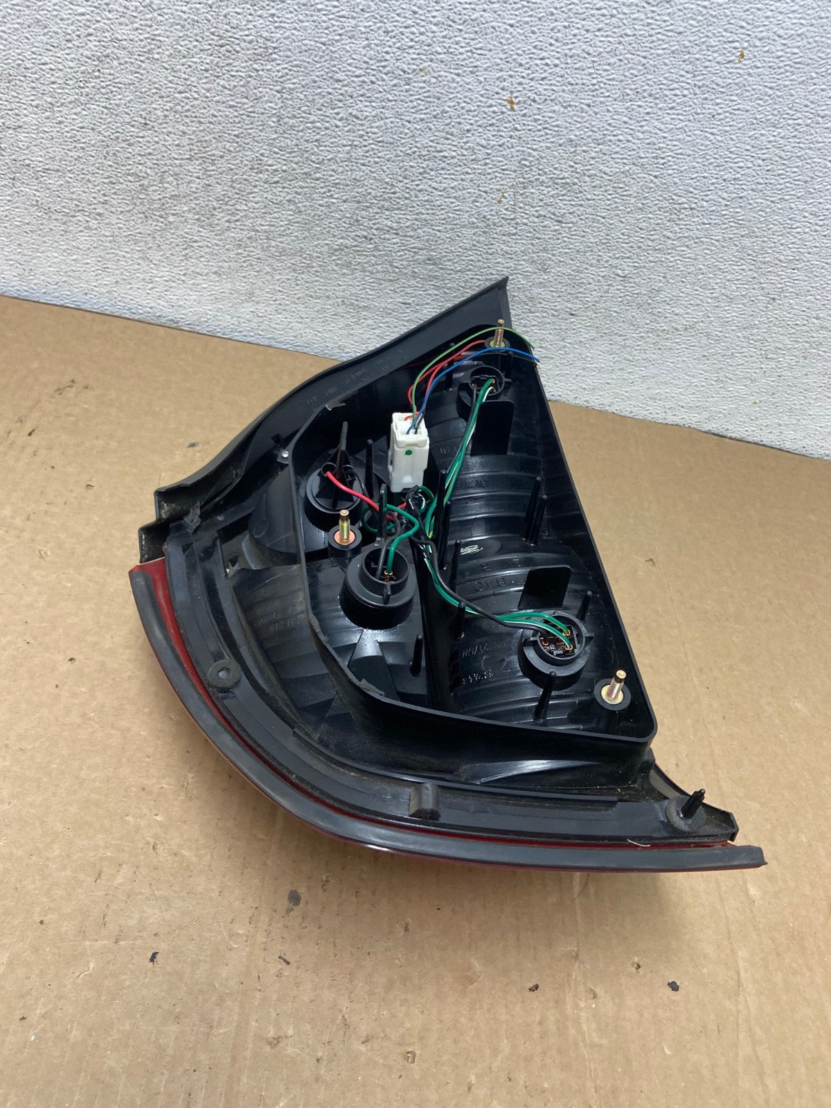 2002 2003 2004 Infiniti Q45 Right Passenger RH Side Tail Light AG2025 LK6