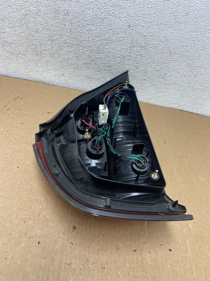 2002 2003 2004 Infiniti Q45 Right Passenger RH Side Tail Light AG2025 LK6
