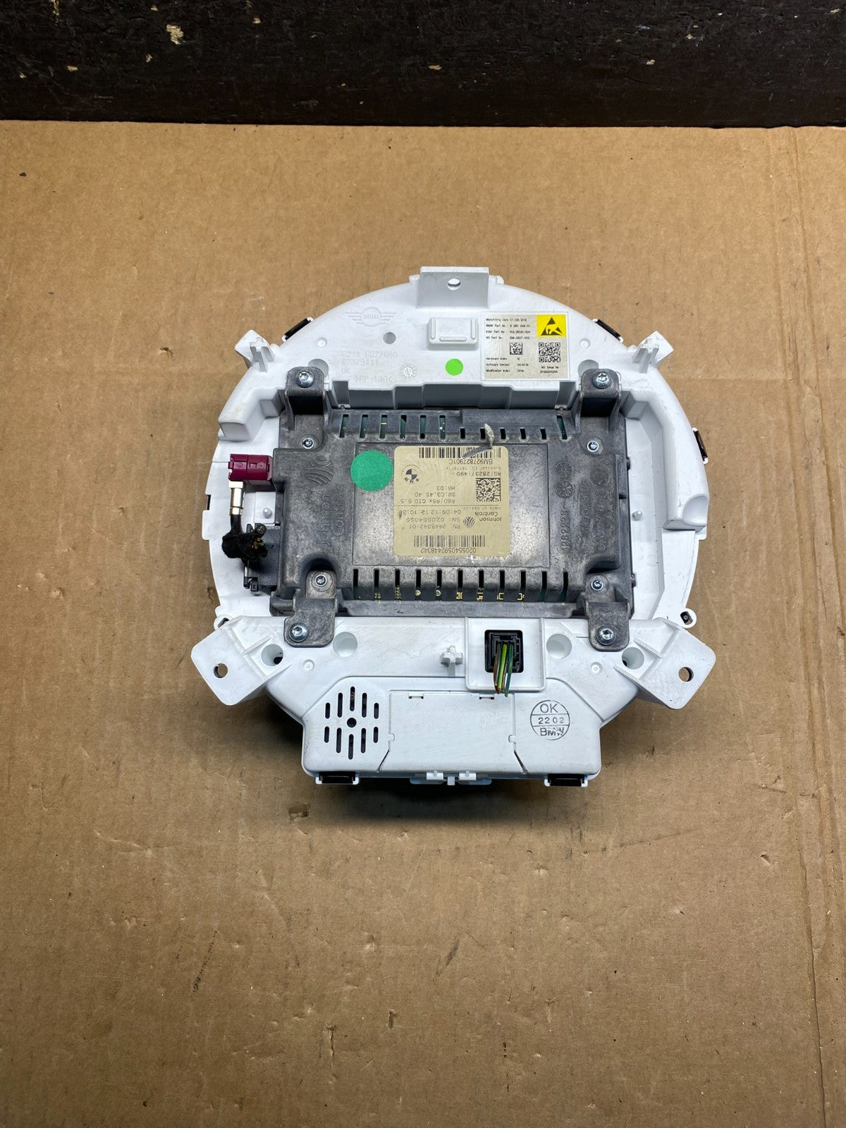 2011 - 2016 Mini Cooper Countryman Speedometer Cluster Gauge AI9735 DW3