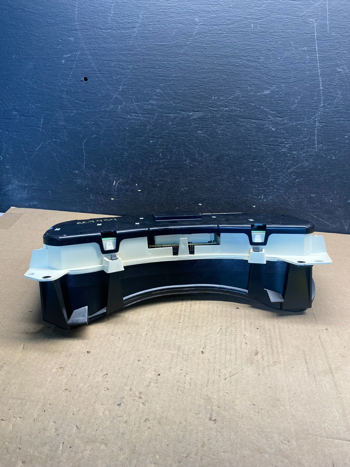 2002 GMC Yukon Speedometer Cluster Gauge AE7454 DW4