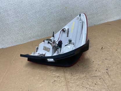 2016 to 2017 Chevrolet Equinox Right Passenger RH Side Tail Light OEM AA3820 DW4
