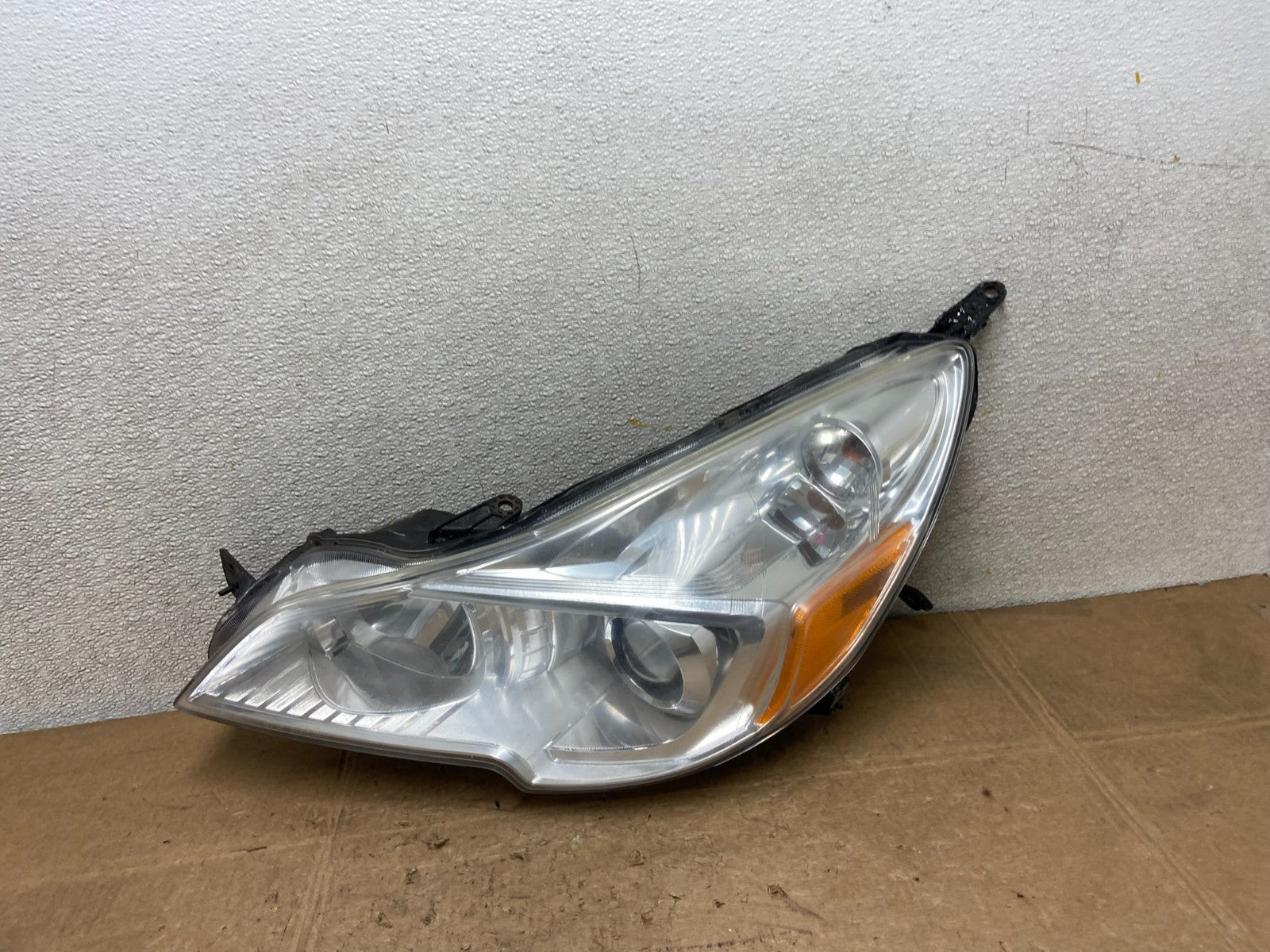 2013 2014 Subaru Legacy Outback Left Driver Halogen Headlight Y6941 DW0