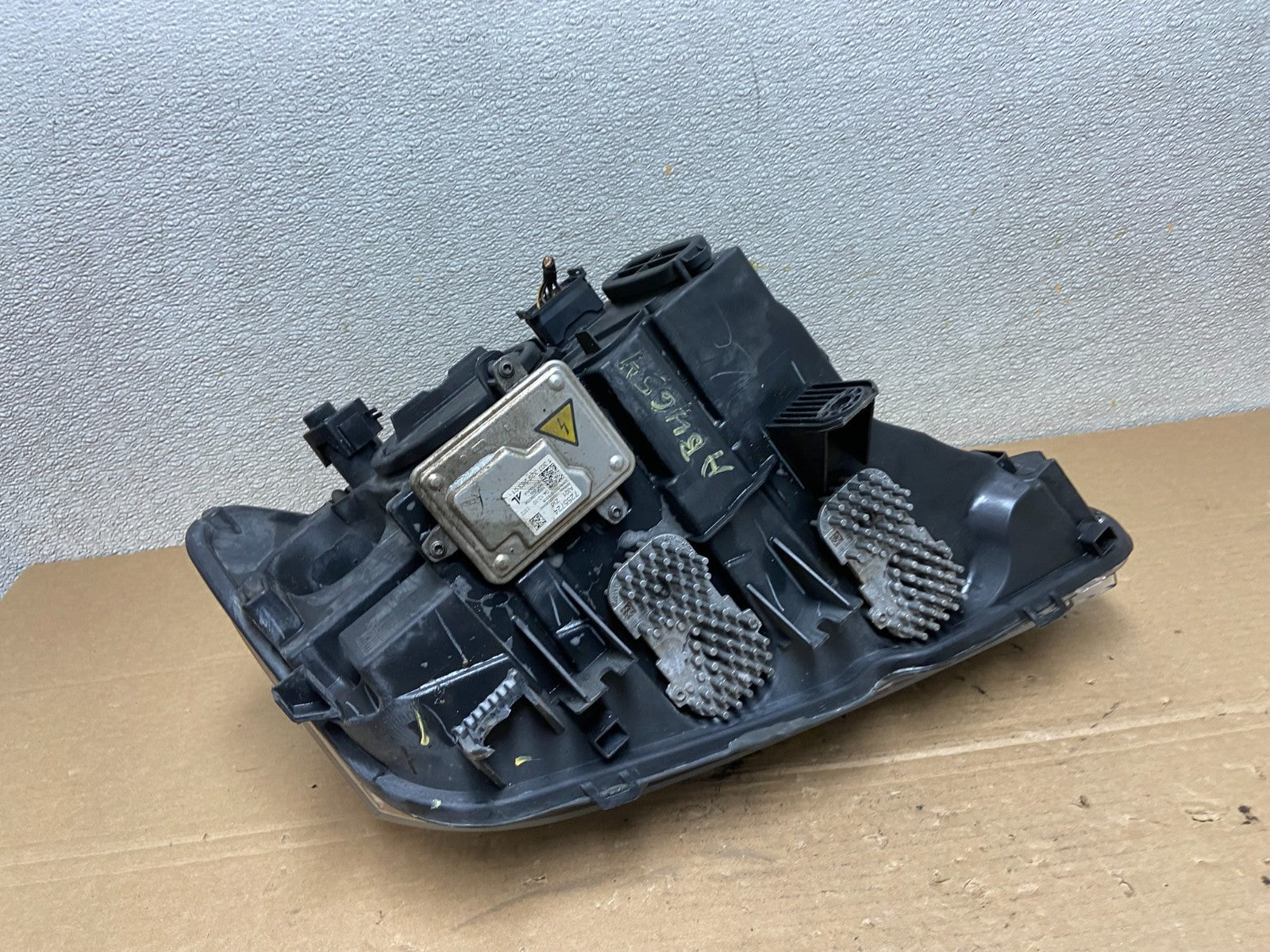 2011 to 2014 BMW X3 Left Driver Lh Side Xenon Headlight AD2470 DW9