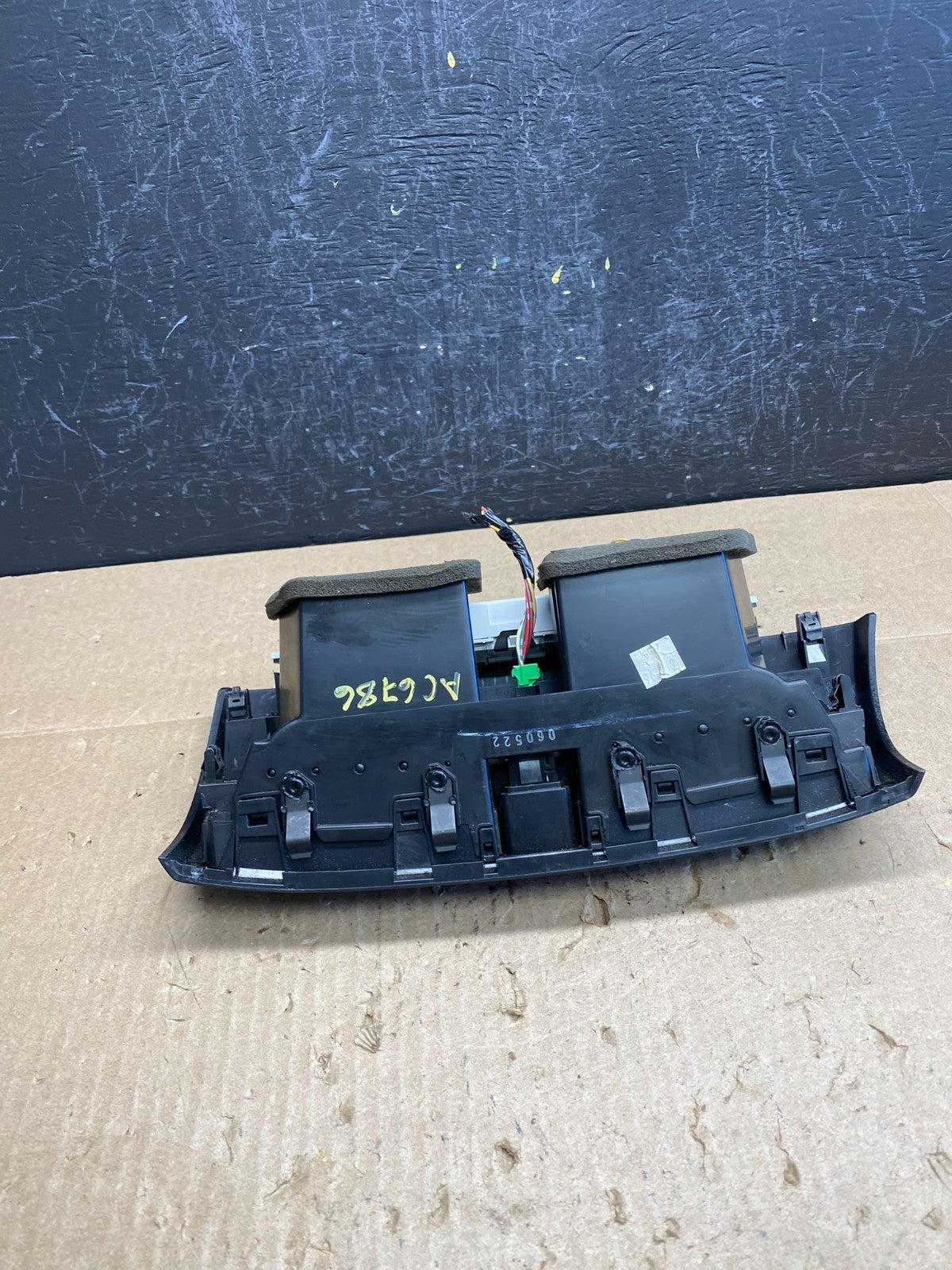 2004 to 2008 Acura TL Front Dash Dashboard AC Center Clock Air Vent AC6786 DG5