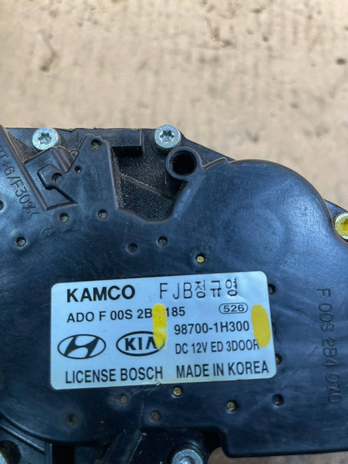 2010 - 2015 Hyundai Tucson Rear Glass Windshield Wiper Motor W6850 DG6