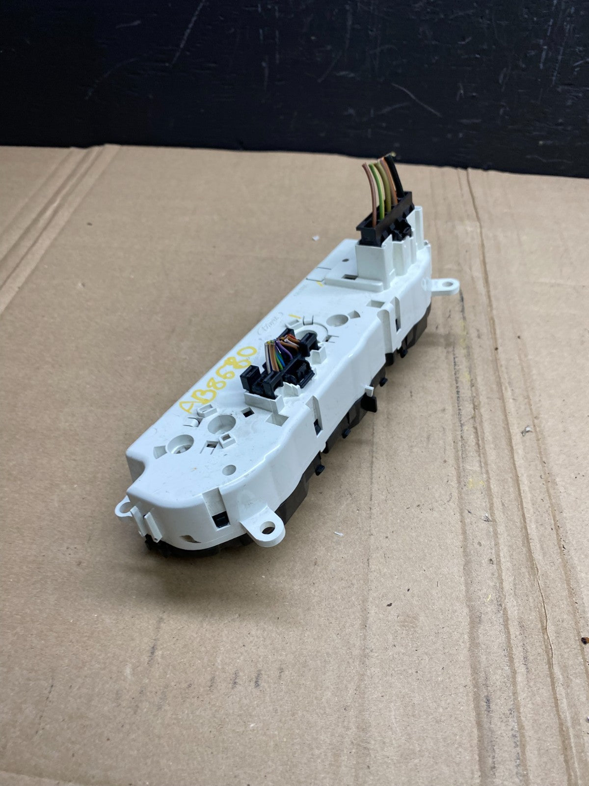 2013 - 2014 Ford Focus Ac Heater Climate Control Temperature Oem ab8680 DG3