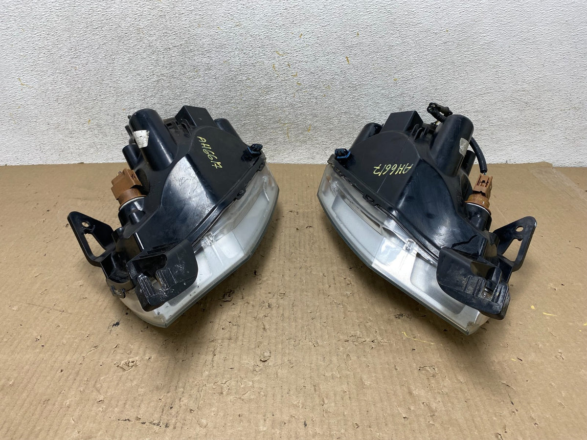 2008 2009 2010 2011 Ford Focus Left+Right Headlights Halogen AH6617 DW11