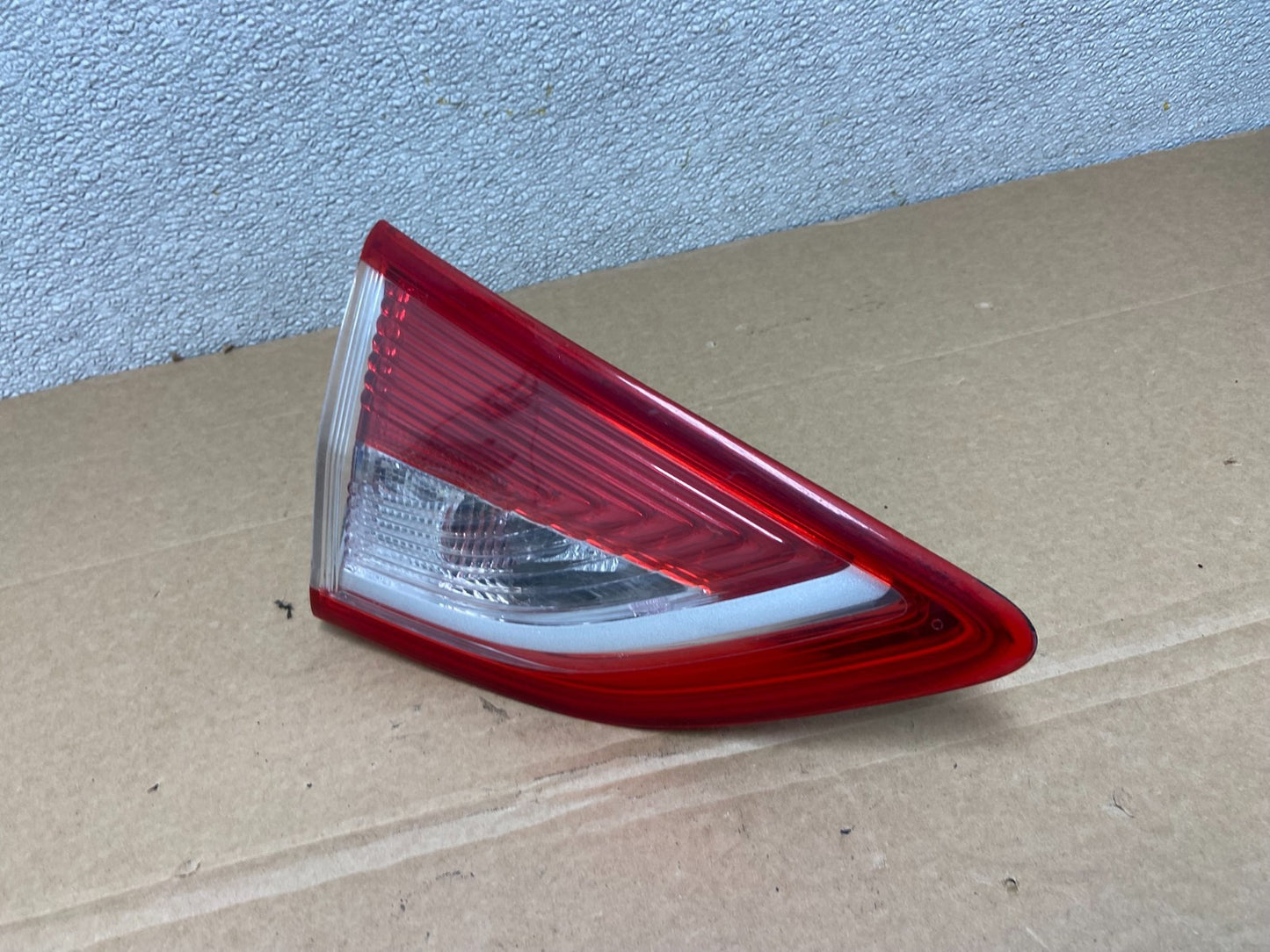 2013 to 2016 Ford Escape Left Driver LH Side Inner Tail Light OEM AB3475 LK1