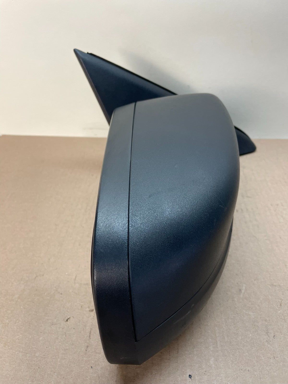 2010 to 2018 Ford Taurus Right Passenger View Door Mirror AI8735 DG7