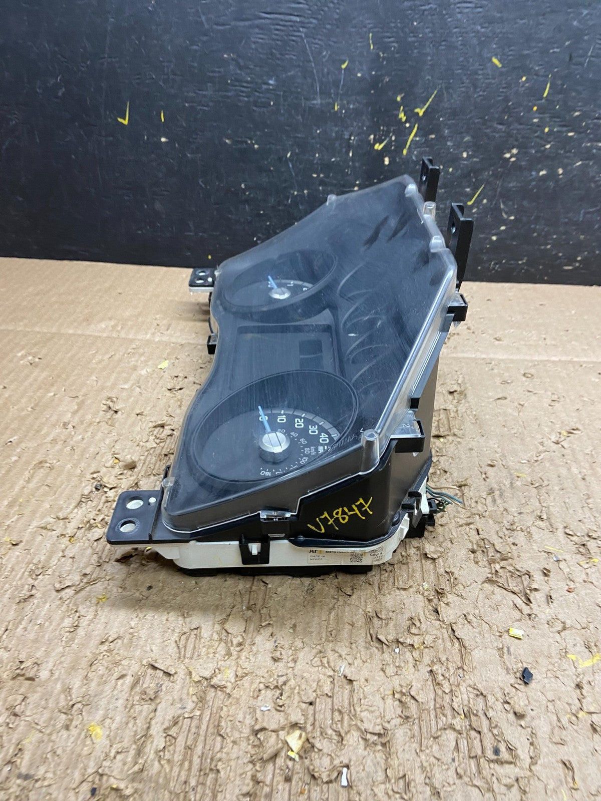 2013 Ford F250 F350 Speedometer Cluster Gauge OEM v7847 DG3