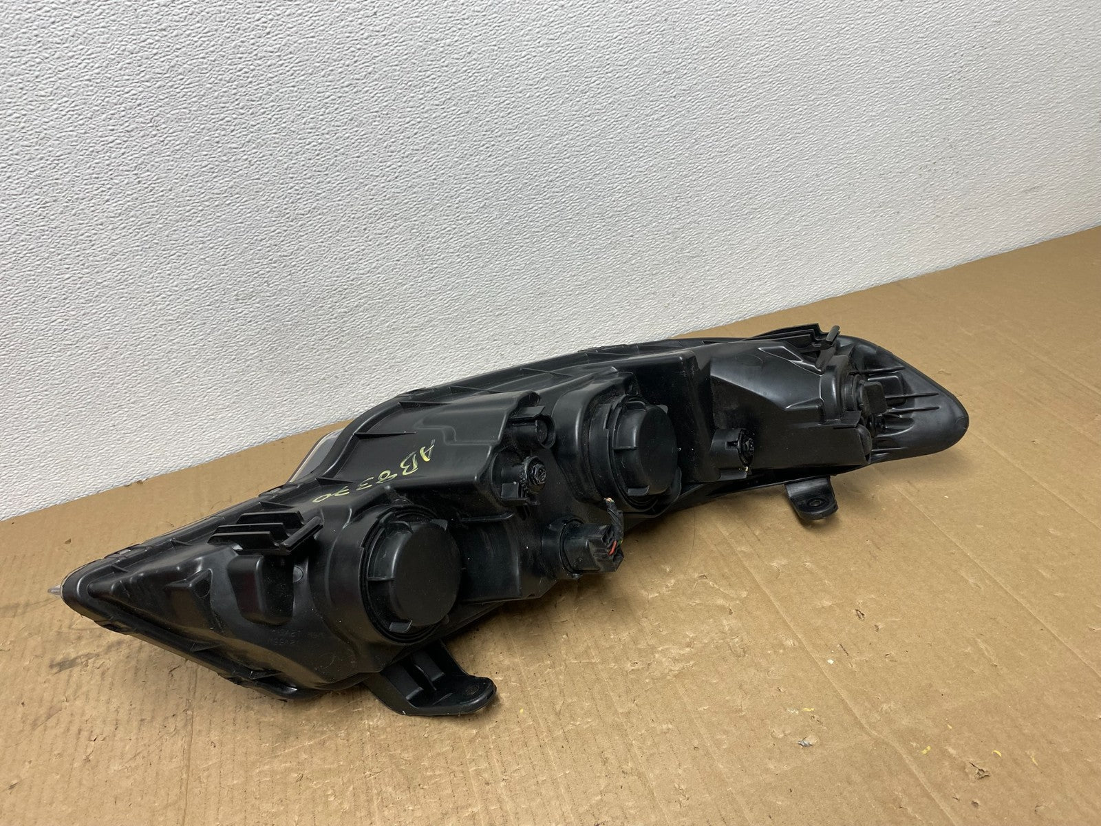 2010 2011 2012 Kia Forte Left Driver Side Headlight Halogen Oem AB8370 DW5