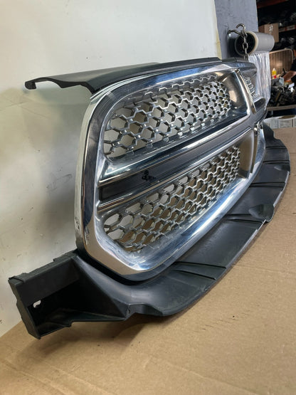 2011 to 2013 Dodge Durango Front Upper W/Emblem Grill Grille AG2946 DG2