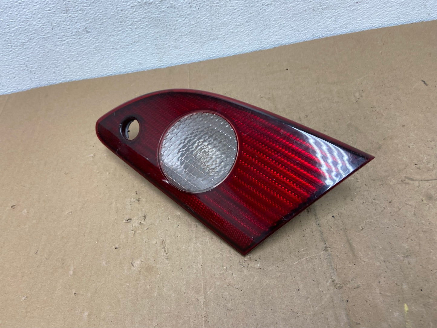 2001 2002 Toyota Corolla Right Passenger RH Side Inner Tail light AC5813 LK1
