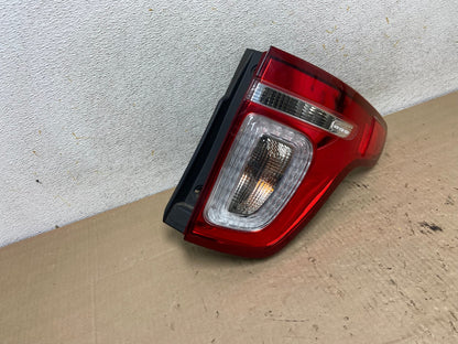 2011 2012 2013 2014 2015 Ford Explorer Right Passenger RH Tail light AI2438 LK2