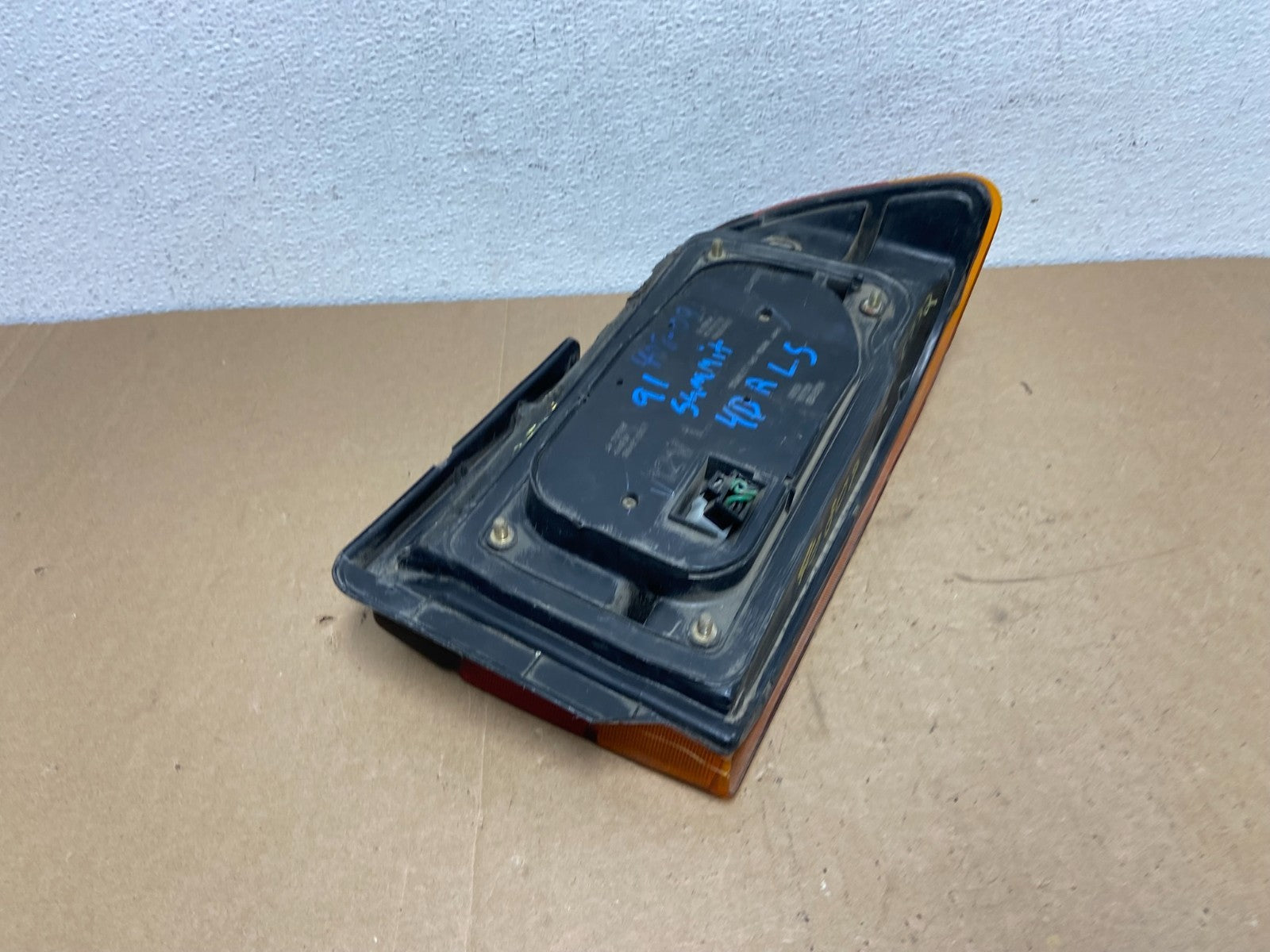 1989 to 1991 Eagle Summit Left Driver Lh Side Side Tail light AC5661 DG8