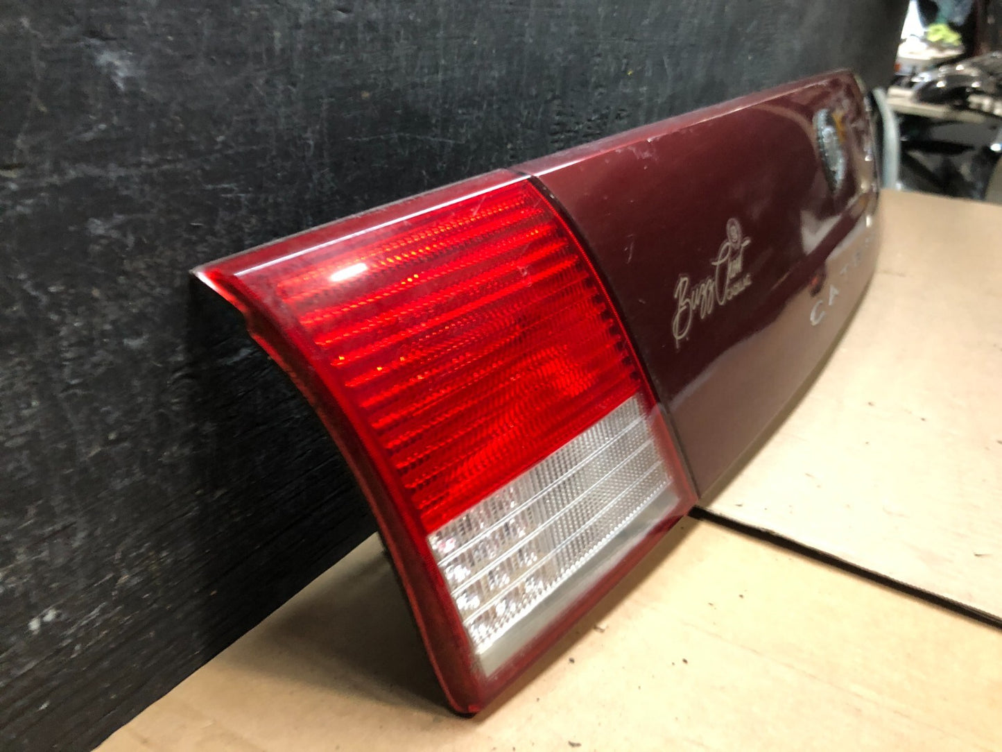 2000 to 2001 Cadillac Catera Trunk Panel Lid Backup License Plate G6180 PS2