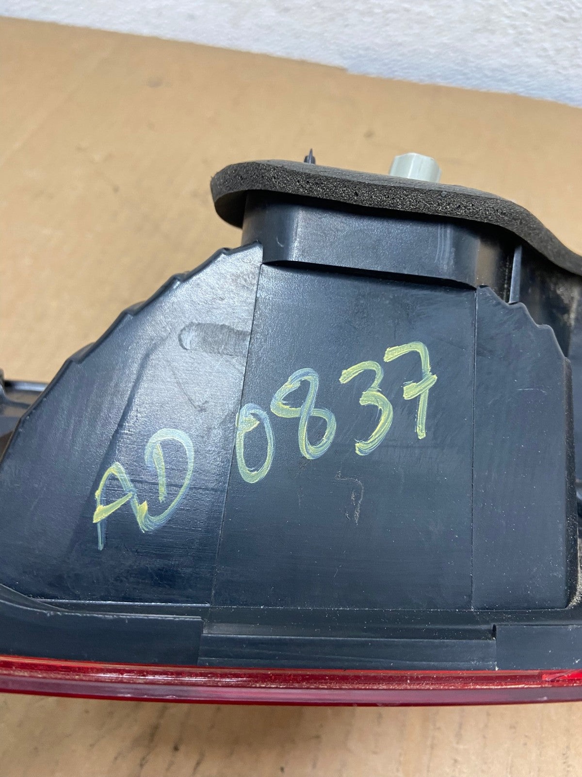 2010-2014 Subaru Outback Left Driver Lh Side Inner Tail Light AD0837 LK6